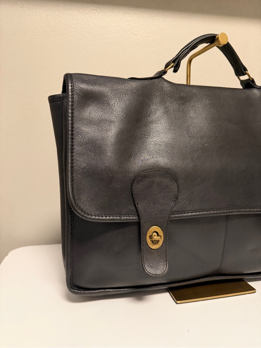 Vintage Coac Leather Briefcase with 2 Front Pocket - Picture 2 of 16